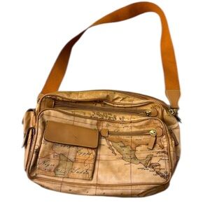 ALVIERO MARTINI ⭐️ 1a Classr crossbody messenger bag